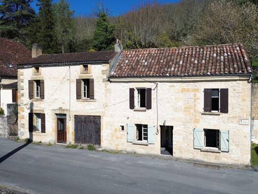 Maison à vendre 162 000 € 4 chambres 144 m² 2 118 m² de terrain Saint-Cyprien 24220