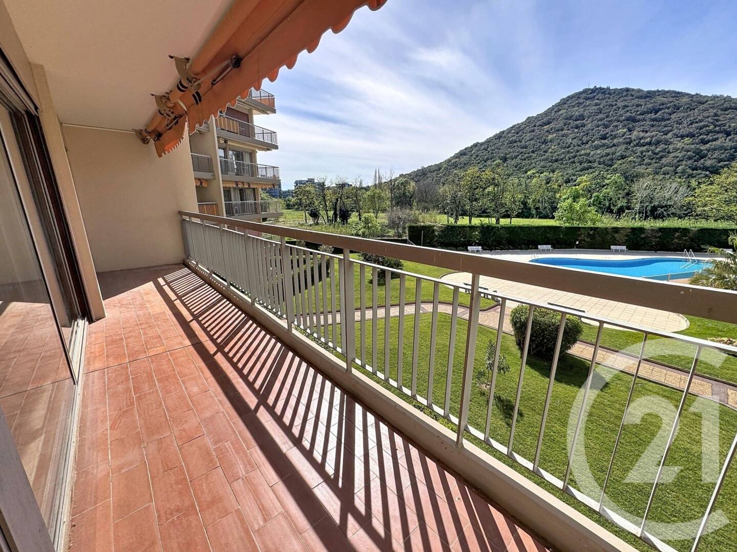 Appartement 2 pièces 49 m² · à Mandelieu-la-Napoule · 48,5 m² · 320 000 €