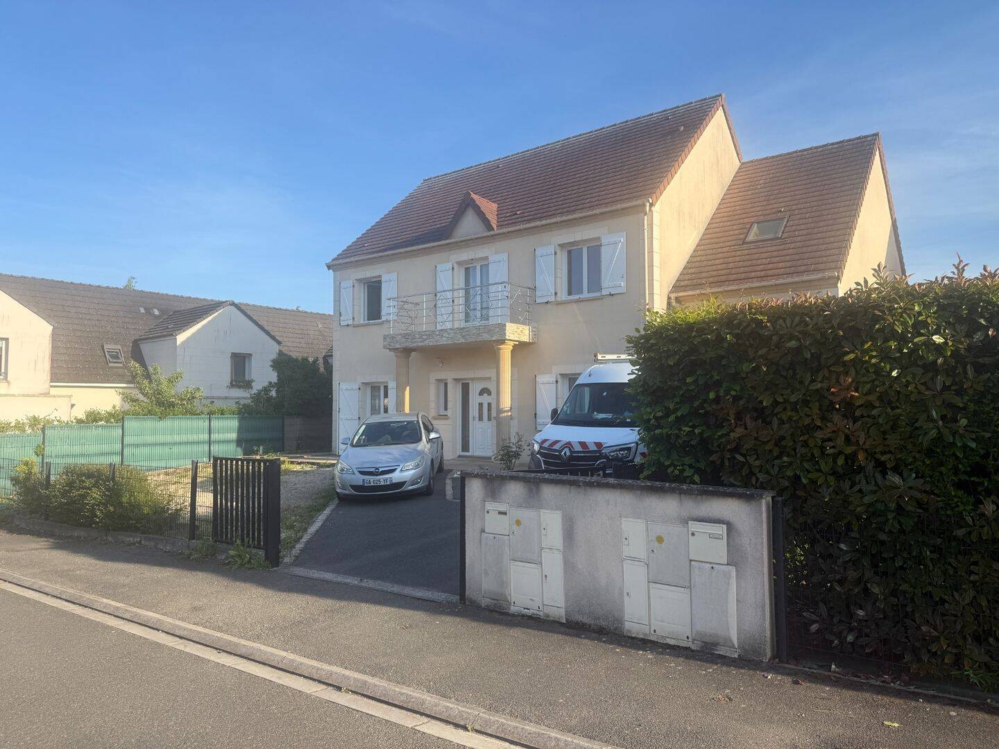 Maison 7 pièces 170 m² · à Barjouville · 170 m² · 474 500 €