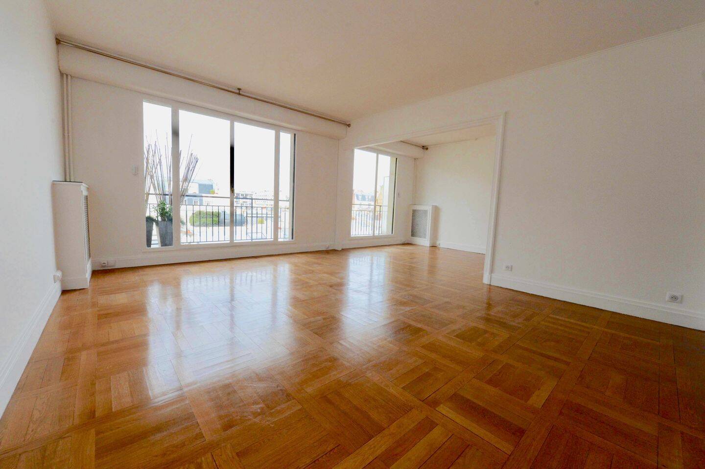Appartement 4 pièces 98 m² · à Paris 16ème Arrondissement · 98 m² · 3 750 €