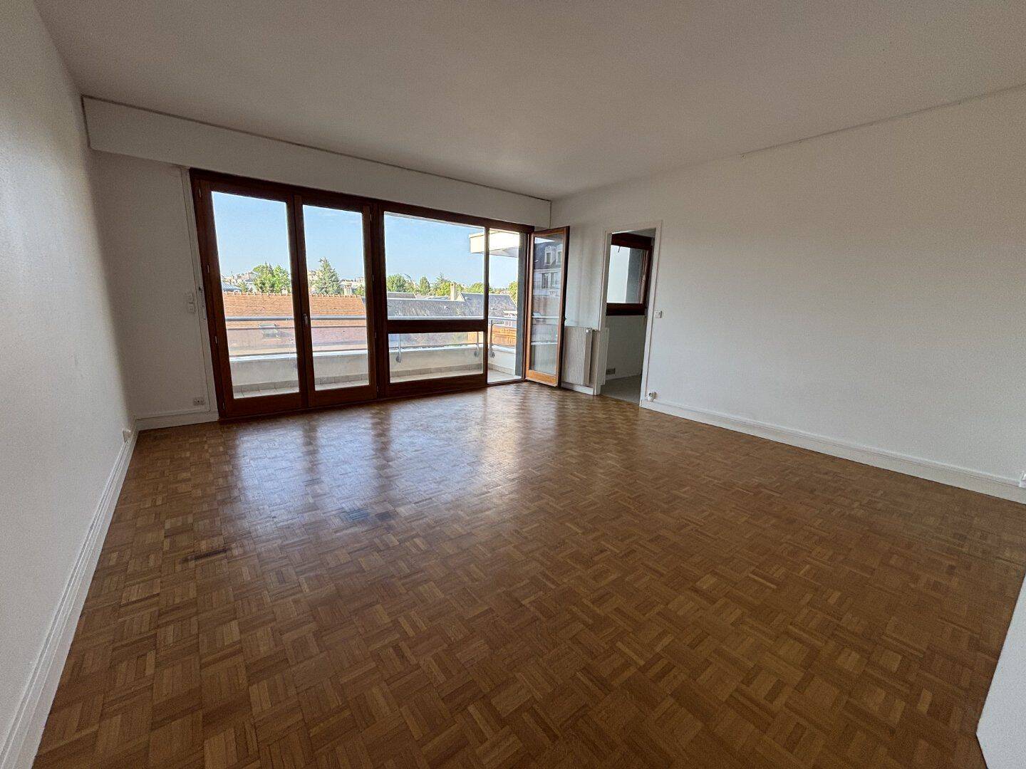 Appartement 1 pièce 50 m² · à Saint-Germain-en-Laye · 50 m² · 1 075 €