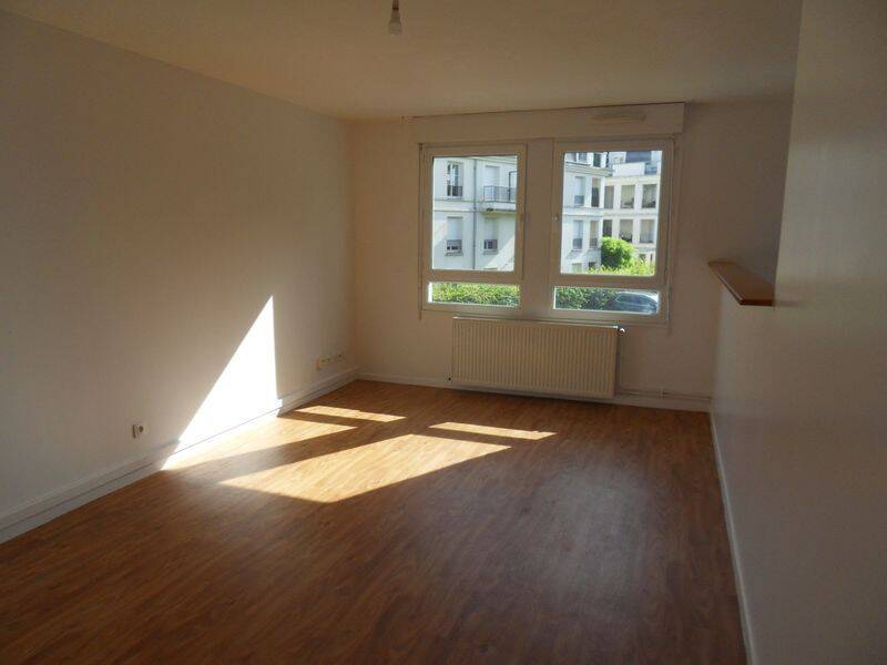 Appartement 4 pièces 76 m² · à Compiègne · 76,2 m² · 152 000 €