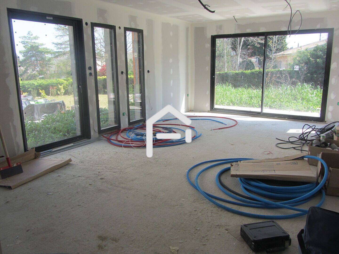 Maison 5 pièces 120 m² · à Saint-Geniès-Bellevue · 120 m² · 375 000 €