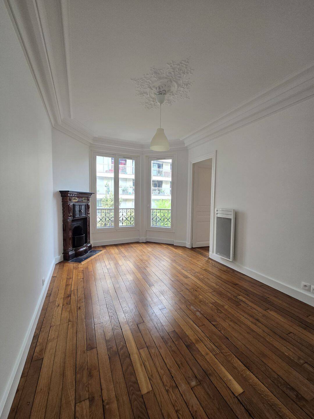 Appartement 2 pièces 41 m² · à Paris 15ème Arrondissement · 40,7 m² · 1 420 €/mois