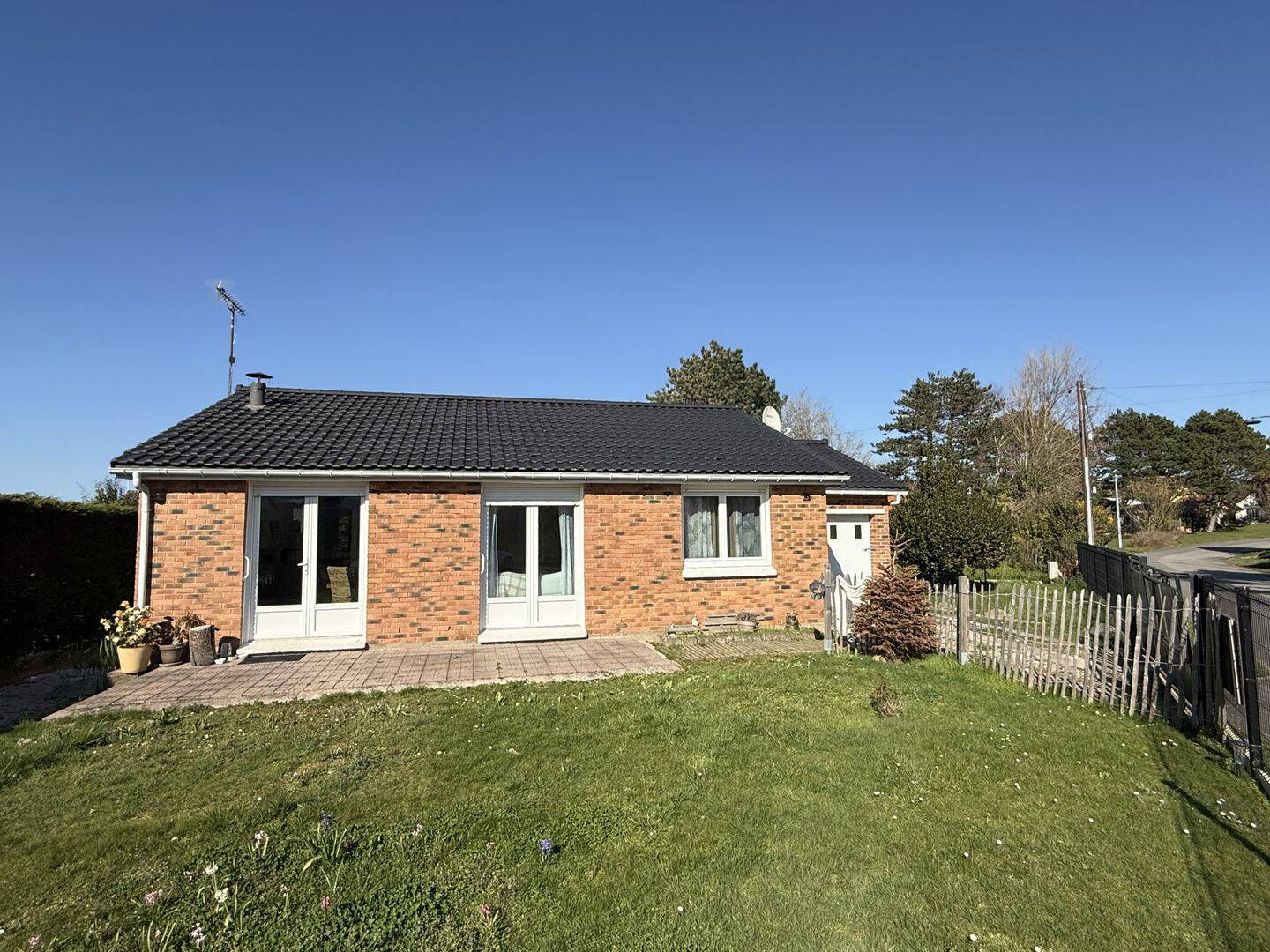 Maison 3 pièces 76 m² · à Camiers · 76 m² · 323 500 €