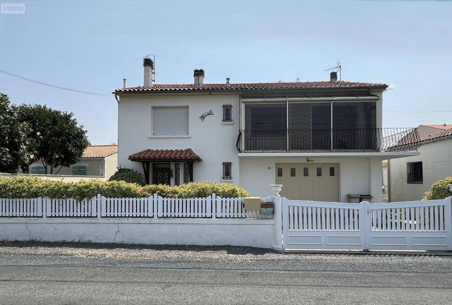 Maison 7 pièces 182 m² · à Marans · 181,8 m² · 343 200 €
