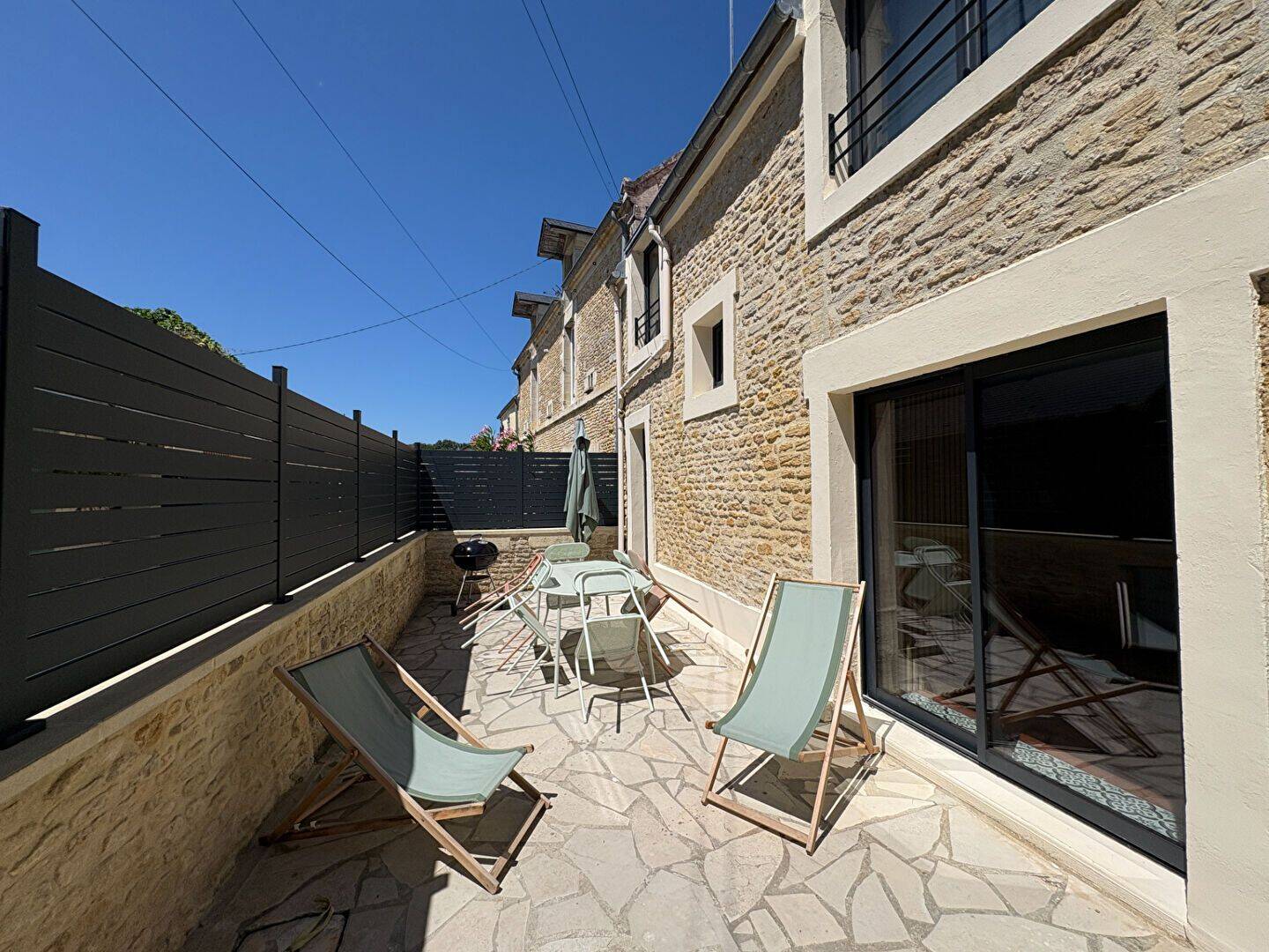 Maison 4 pièces 93 m² · à Bernières-sur-Mer · 93 m² · 1 000 €/mois