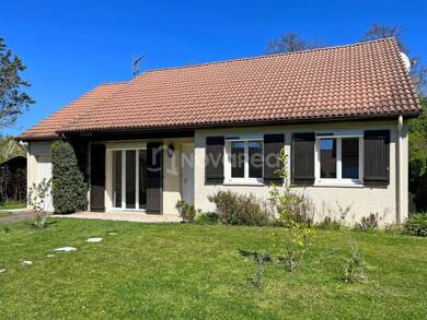 Maison de plain-pied à louer 1 355 € 4 pièces 3 chambres 110 m² 644 m² de terrain Erckman-Val d'Or-Pont Long Lons 64140