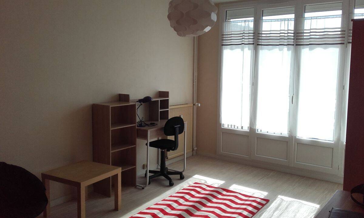 Appartement 1 pièce 30 m² · à Limoges · 30 m² · 450 €