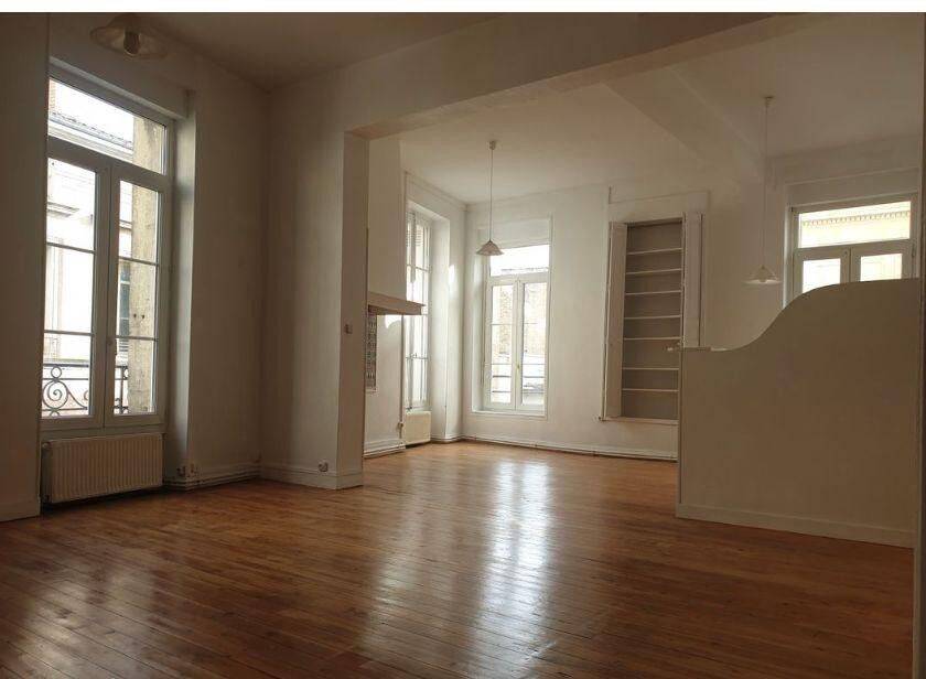 Appartement 1 pièce 59 m² · à Bordeaux · 59 m² · 1 200 €/mois