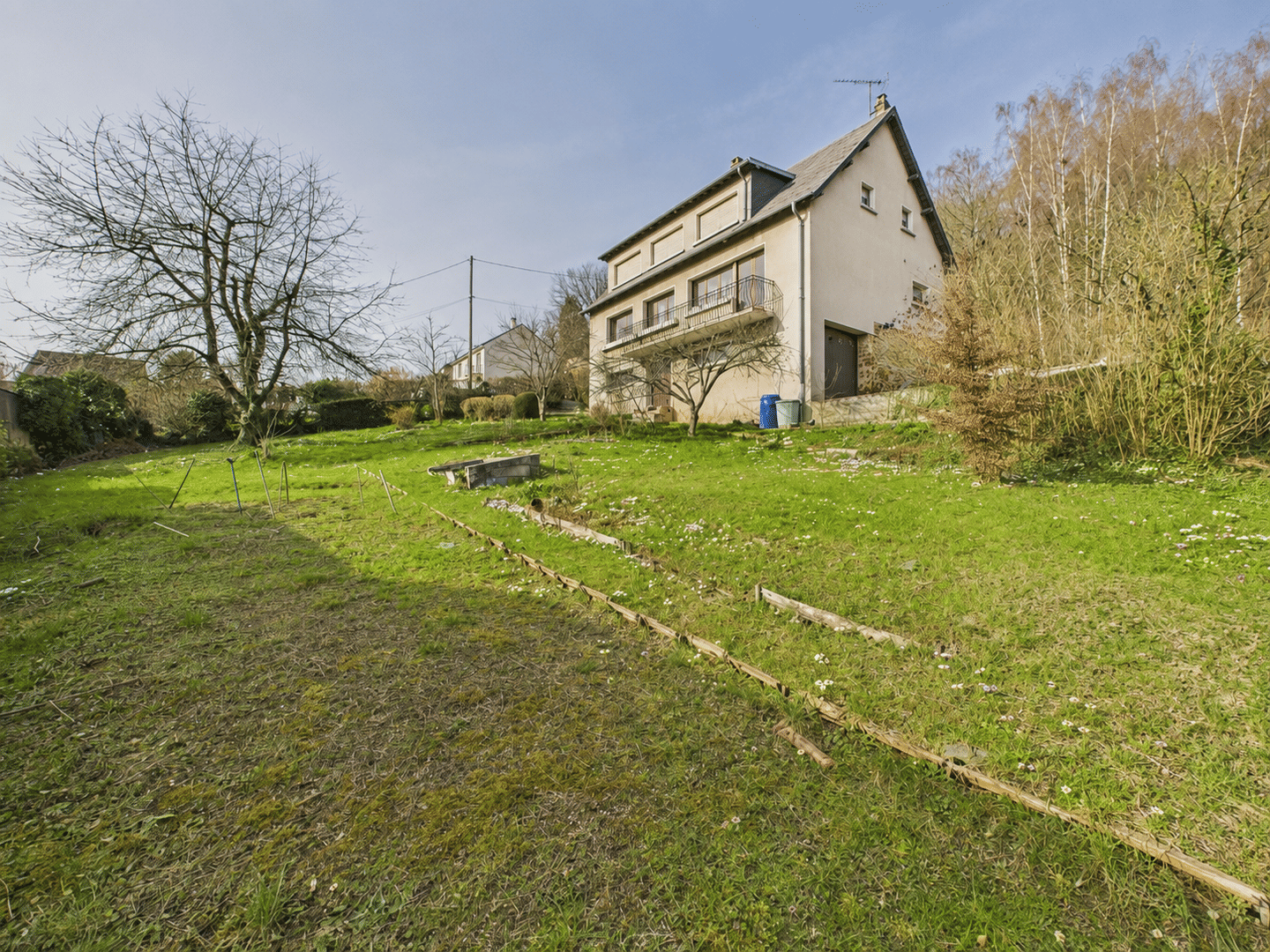 Maison 6 pièces 136 m² · à Nouzonville · 136 m² · 165 000 €