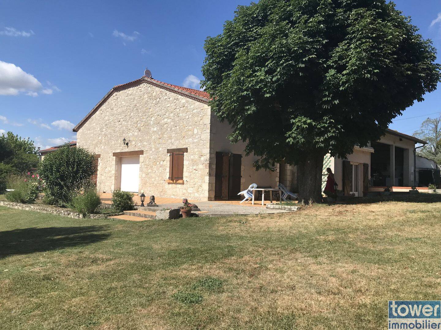 Maison 7 pièces 220 m² · à Pont-du-Casse · 220 m² · 426 000 €