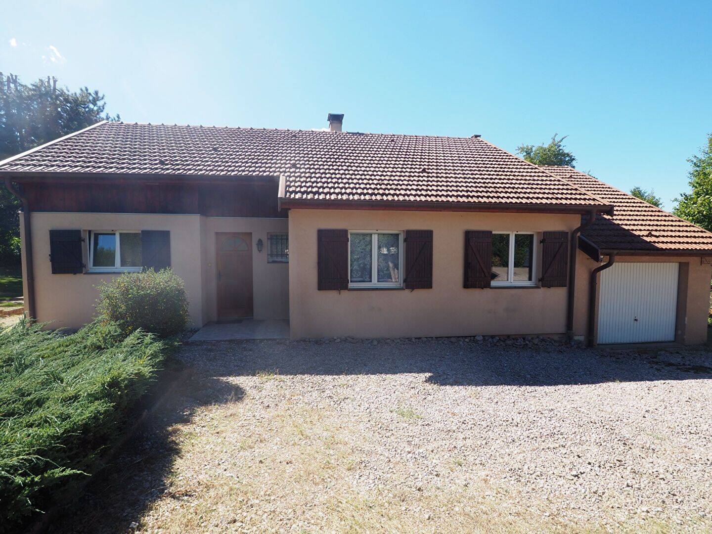 Maison 5 pièces 98 m² · à Vincey · 98 m² · 210 000 €