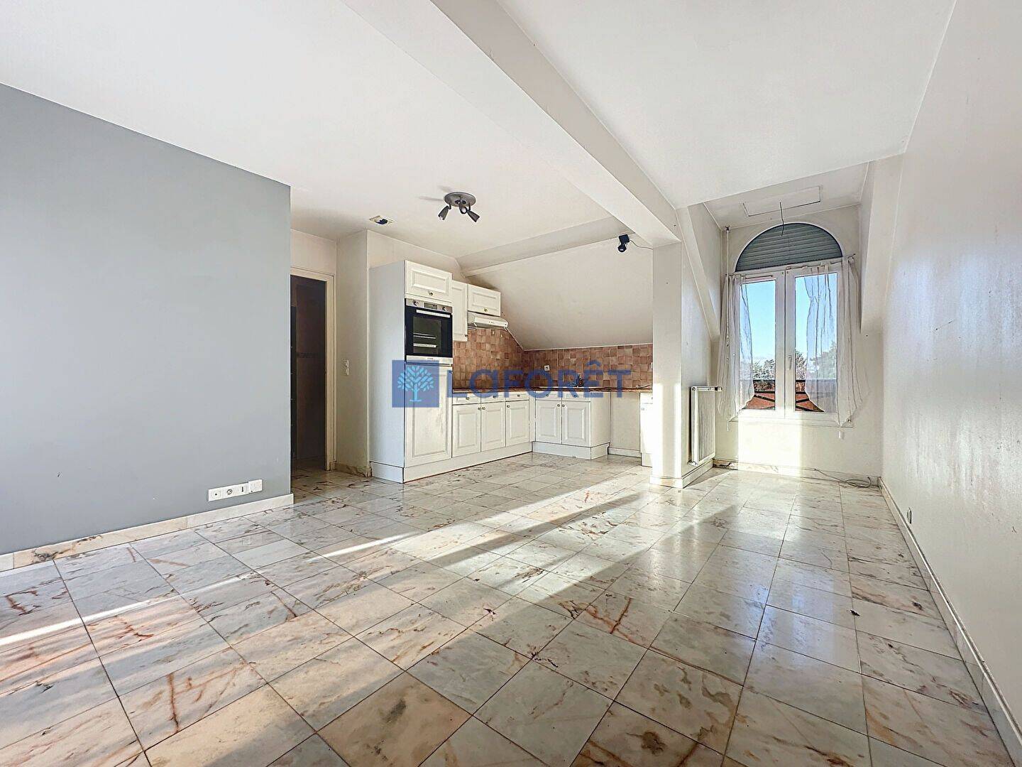 Appartement à louer T2/F2 40.95 m² 930 € Mairie Sainte-Geneviève-des ...
