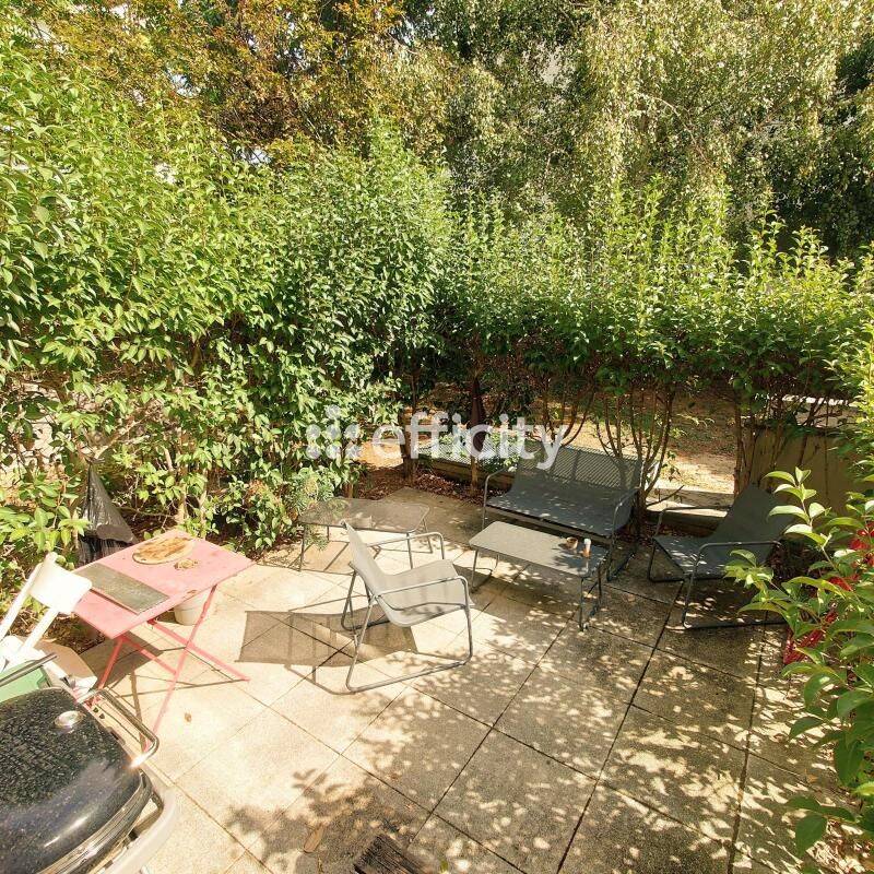 Appartement 3 pièces 54 m² · à Lyon 7ème Arrondissement · 54,3 m² · 235 000 €