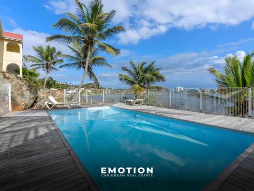 Appartement à vendre 198 000 € 2 pièces 1 chambre 42 m² RDC Saint-Martin 97150