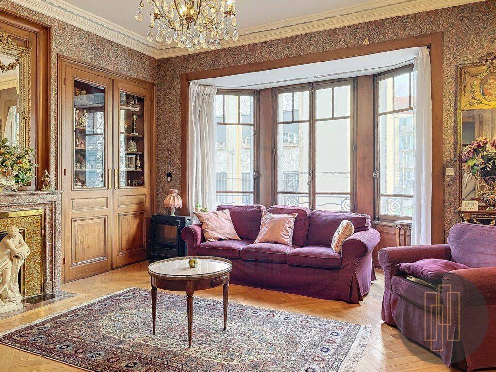 Appartement 5 pièces 145 m² · à Lyon 6ème Arrondissement · 145 m² · 650 000 €