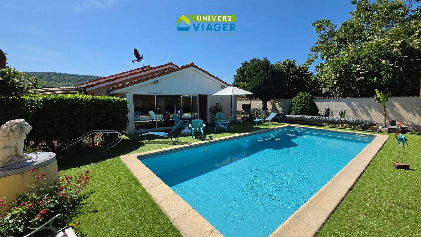 Maison 7 pièces 150 m² · à Ménétrol · 150 m² · 83 000 €