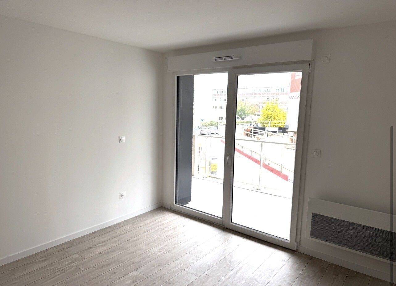 Appartement 3 pièces 61 m² · à La Madeleine · 60,7 m² · 1 002 €
