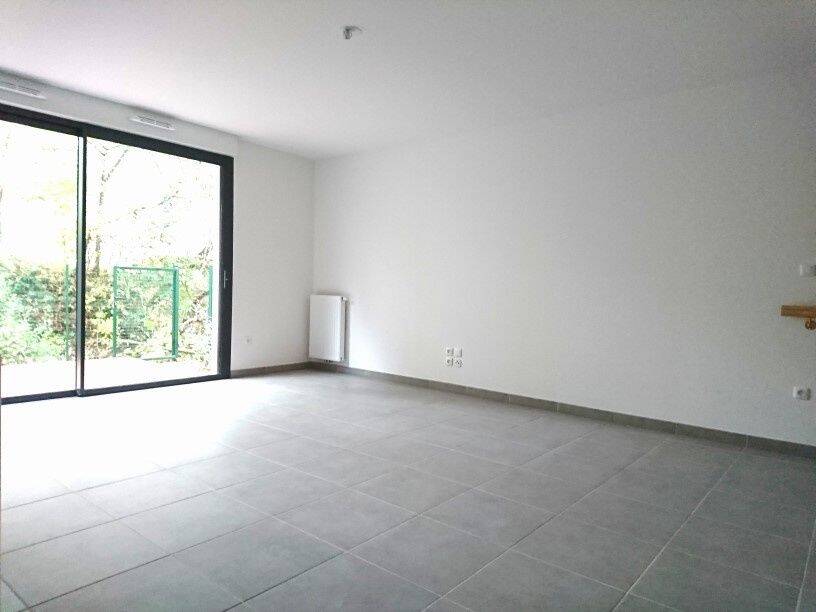 Appartement 3 pièces 71 m² · à Ramonville-Saint-Agne · 70,6 m² · 942 €/mois