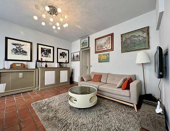 Appartement 3 pièces 54 m² · à Paris 9ème Arrondissement · 54 m² · 2 900 €