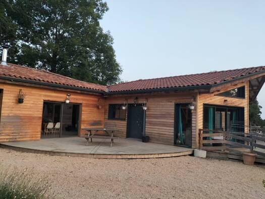 Maison à vendre 264 000 € 4 pièces 3 chambres 176 m² 8 948 m² de terrain Franquevielle 31210