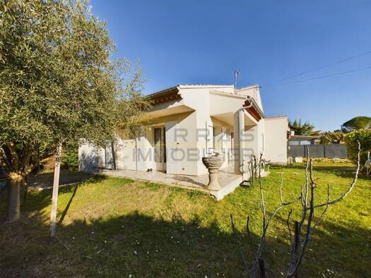 Maison à vendre 250 000 € 4 pièces 3 chambres 85 m² 487 m² de terrain Valréas 84600