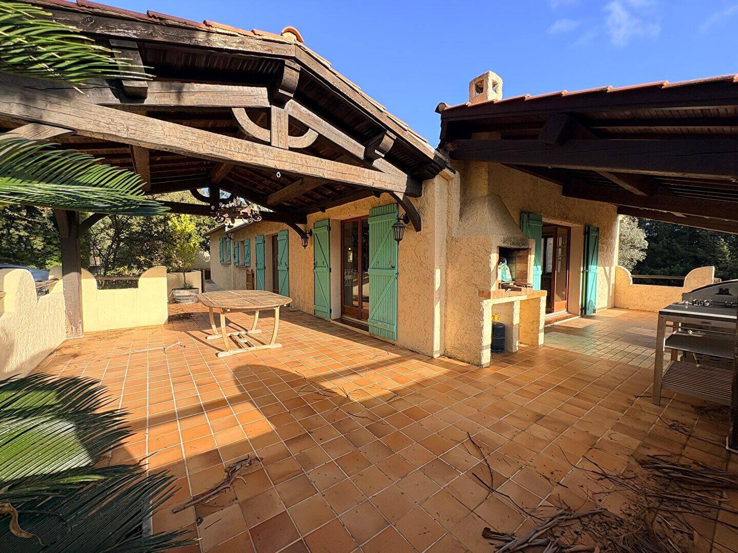 Maison 6 pièces 155 m² · à Vidauban · 155 m² · 495 000 €
