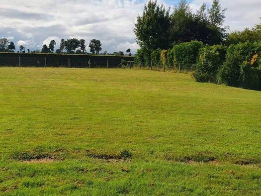 Terrain constructible viabilisé à vendre 53 000 € 887 m² de terrain Fourmetot 27500