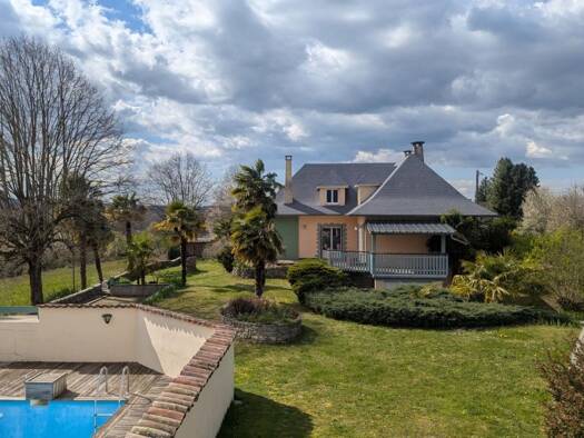 Maison à vendre 520 000 € 5 pièces 3 chambres 141,2 m² 2 300 m² de terrain Domessin 73330