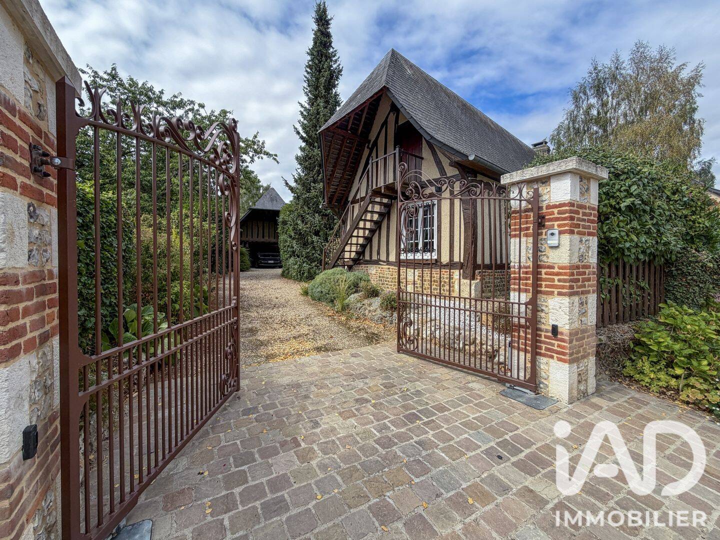 Maison 5 pièces 110 m² · à Le Neubourg · 110 m² · 593 000 €