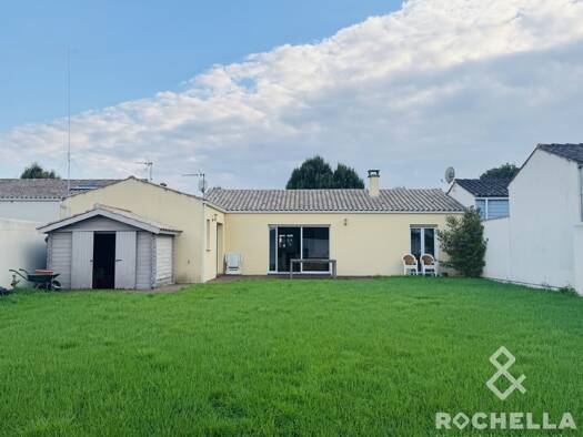 Maison de plain-pied à vendre 309 500 € 4 pièces 3 chambres 120 m² 690 m² de terrain Saint-Médard-d'Aunis 17220