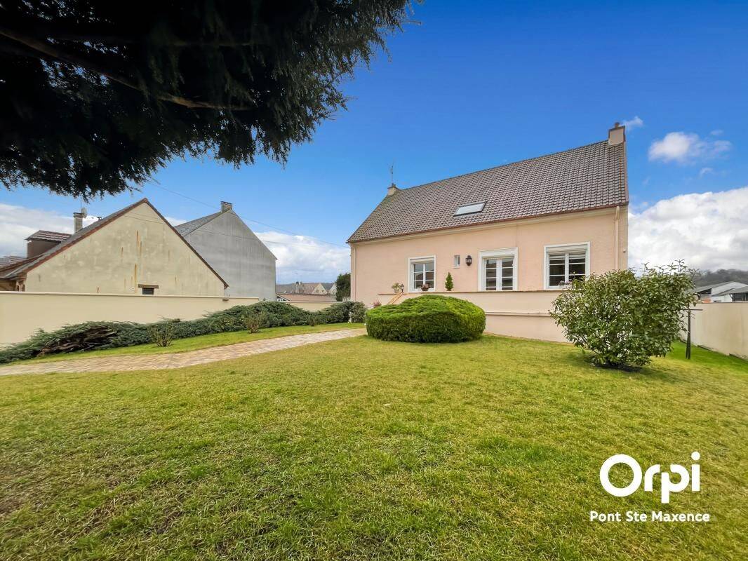 Maison 6 pièces 160 m² · à Pont-Sainte-Maxence · 160 m² · 365 000 €