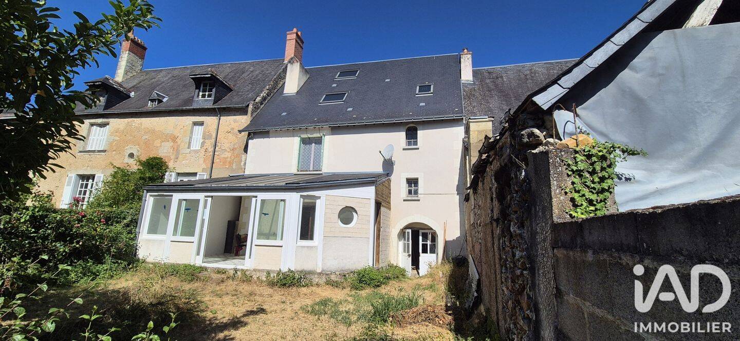 Maison 7 pièces 172 m² · à Saint-Christophe-sur-le-Nais · 172 m² · 167 000 €