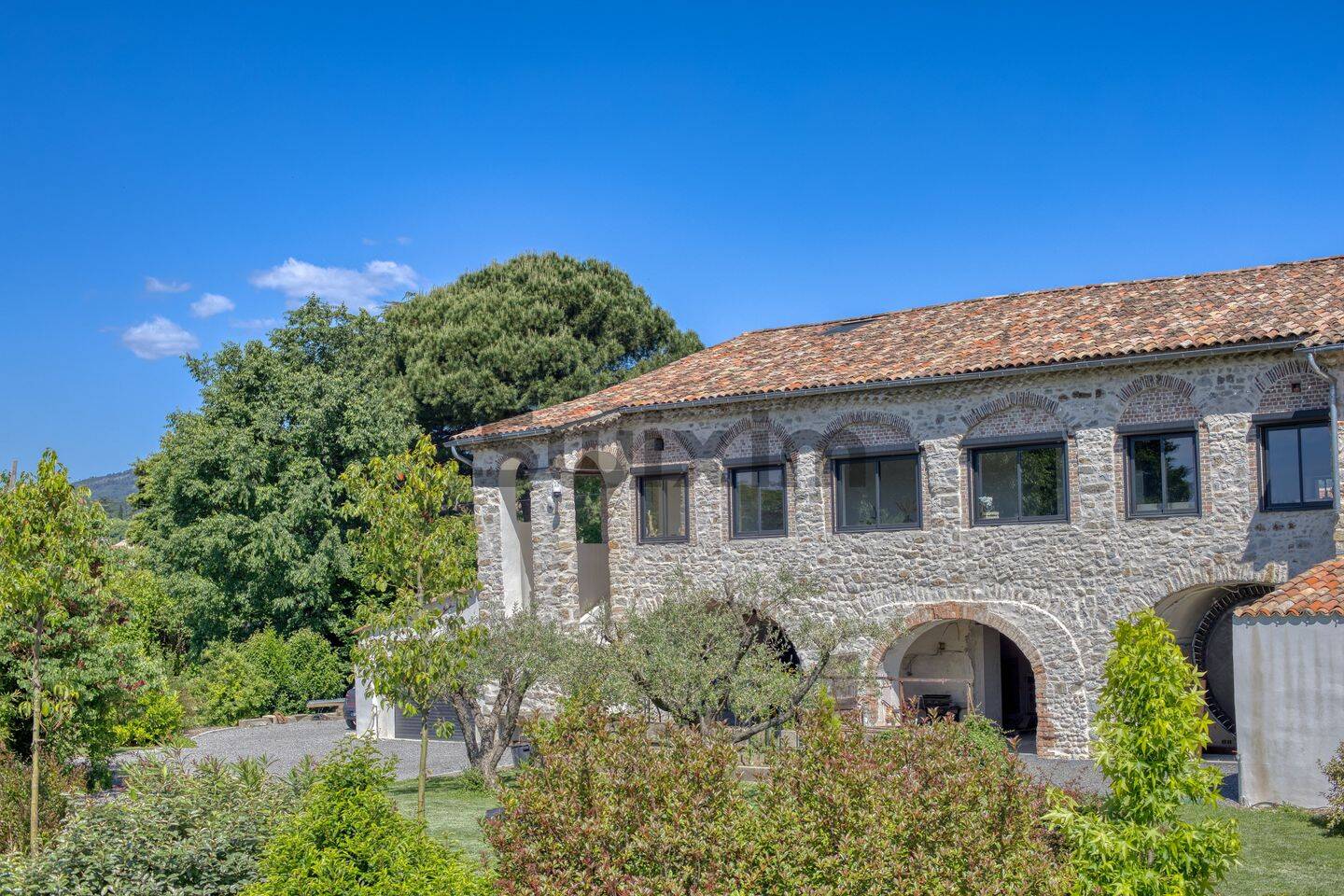 Maison 7 pièces 290 m² · à Alès · 290 m² · 645 000 €