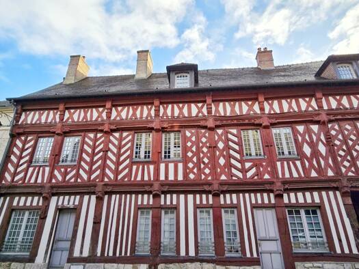 Duplex à louer 1 140 € 3 pièces 2 chambres 82 m² RDC/2 Houdan 78550