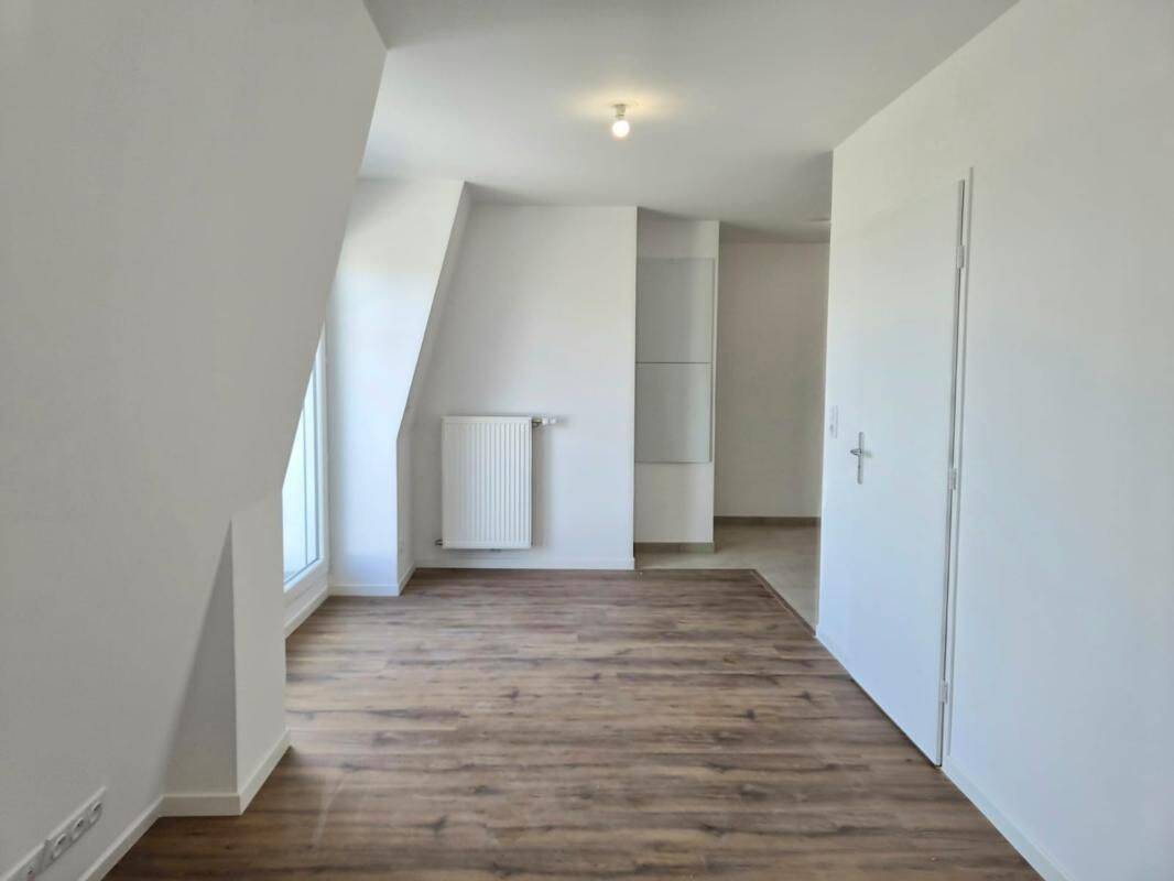 Appartement 1 pièce 30 m² · à Le Blanc-Mesnil · 30 m² · 652 €/mois