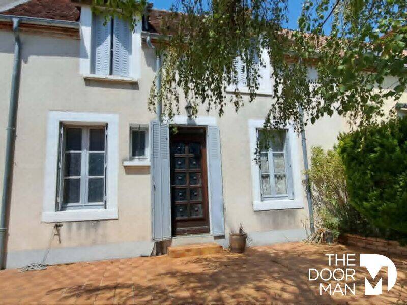 Maison 5 pièces 100 m² · à Saint-Florent-sur-Cher · 100 m² · 82 000 €