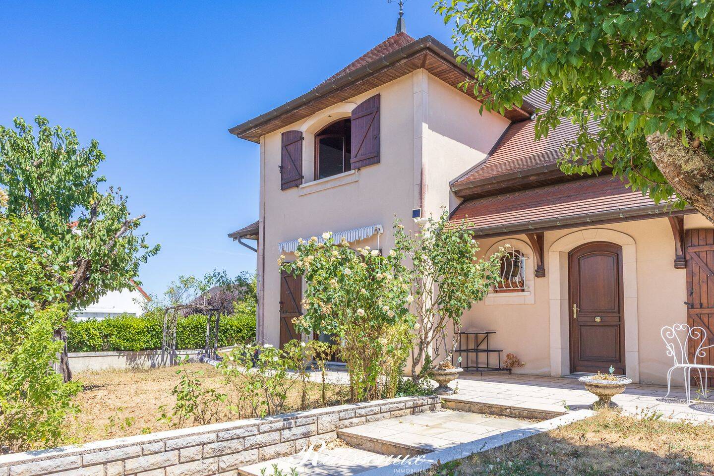 Maison 5 pièces 184 m² · à Daix · 184 m² · 610 000 €