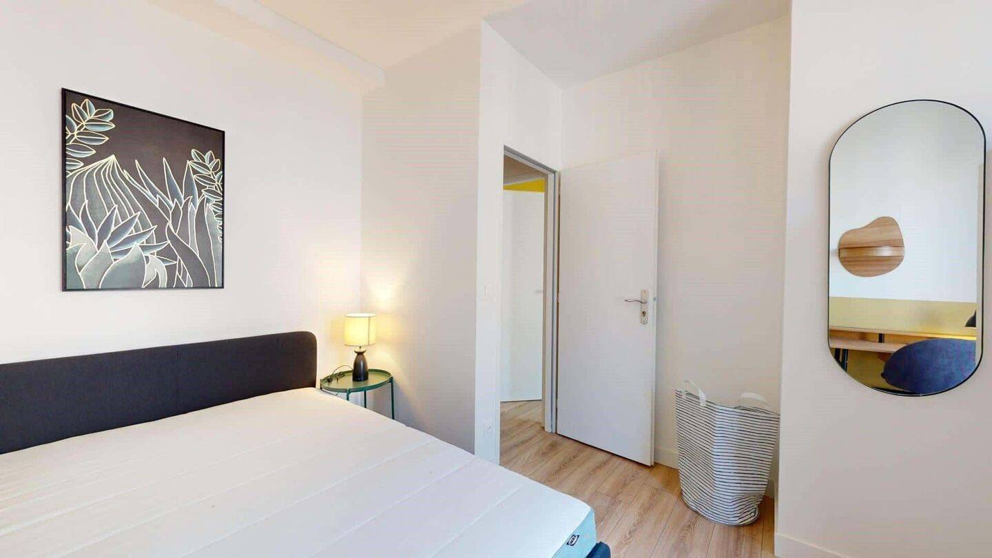 1 pièce 15 m² · à Bordeaux · 15 m² · 505 €