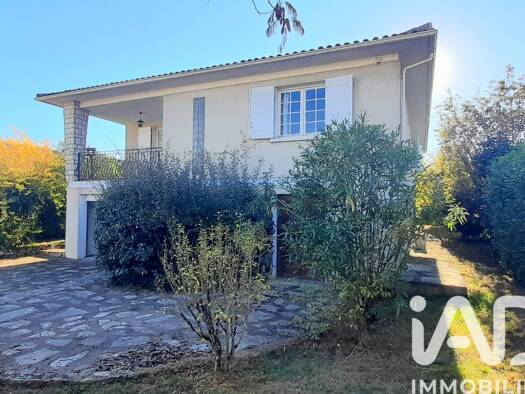 Maison à vendre 221 000 € 6 pièces 5 chambres 126 m² 930 m² de terrain Benazie-Dolmeyrac Le Passage 47520