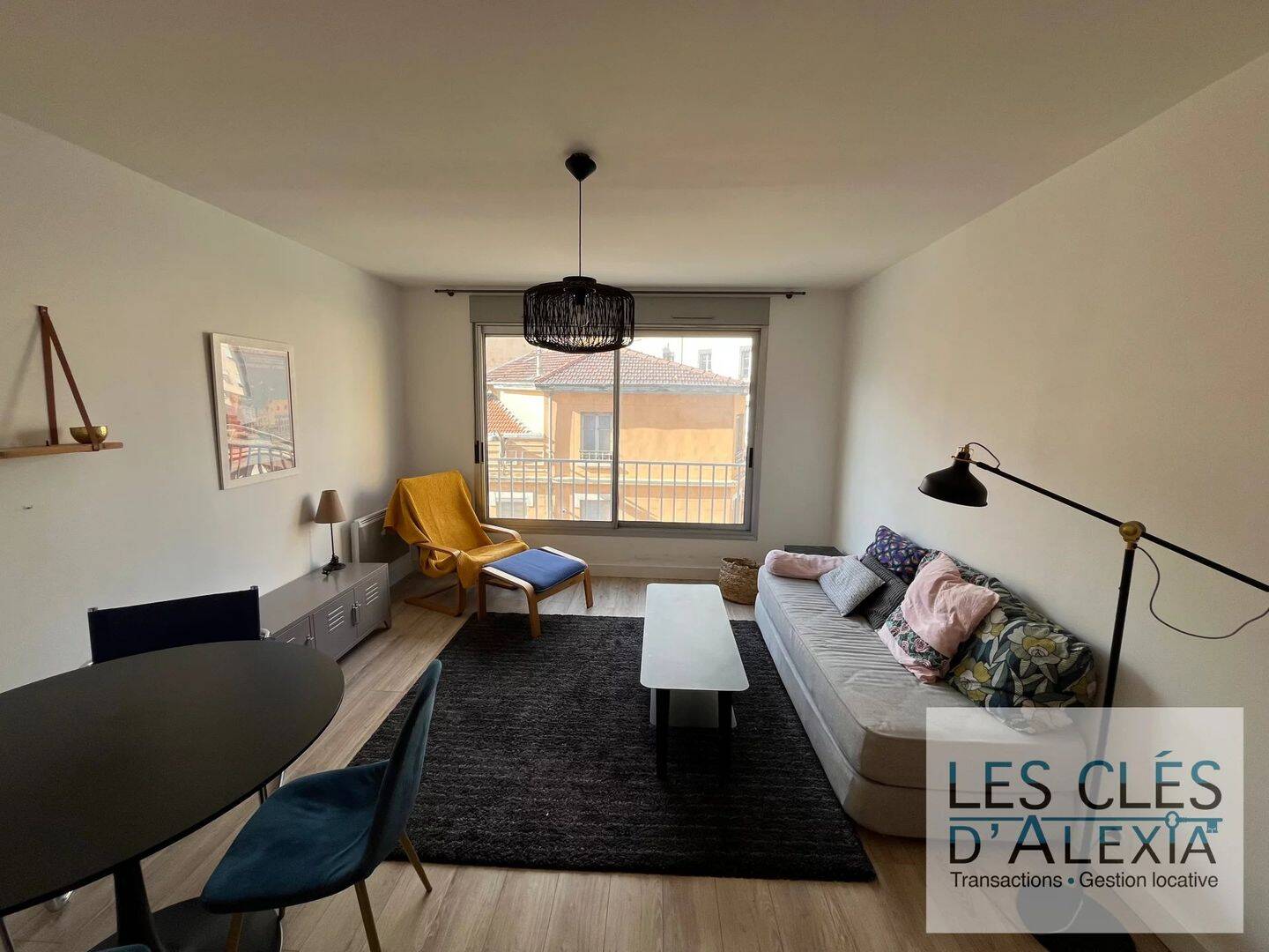 Appartement 2 pièces 51 m² · à Lyon 7ème Arrondissement · 50,8 m² · 1 037 €