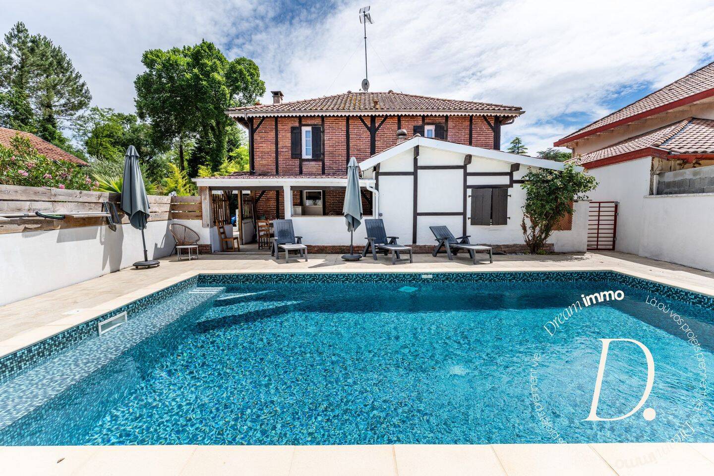 Maison 6 pièces 216 m² · à Herm · 216 m² · 498 000 €