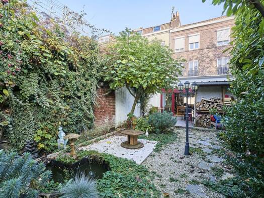 Maison à vendre 630 000 € 8 pièces 6 chambres 185 m² 179 m² de terrain Saint Maurice-Pellevoisin Lille 59000