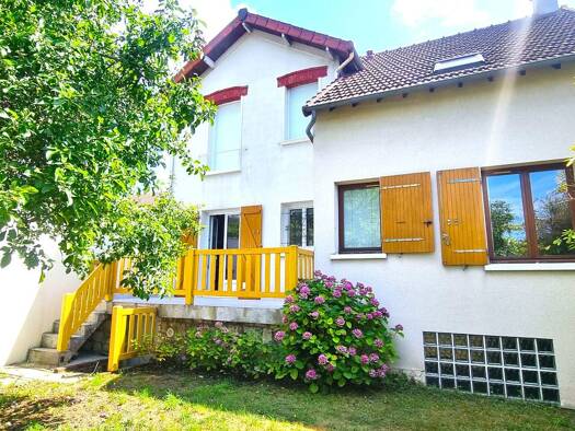 Maison à vendre 575 000 € 6 pièces 5 chambres 128 m² 314 m² de terrain Blanches-Pierrats-Tonkin Houilles 78800