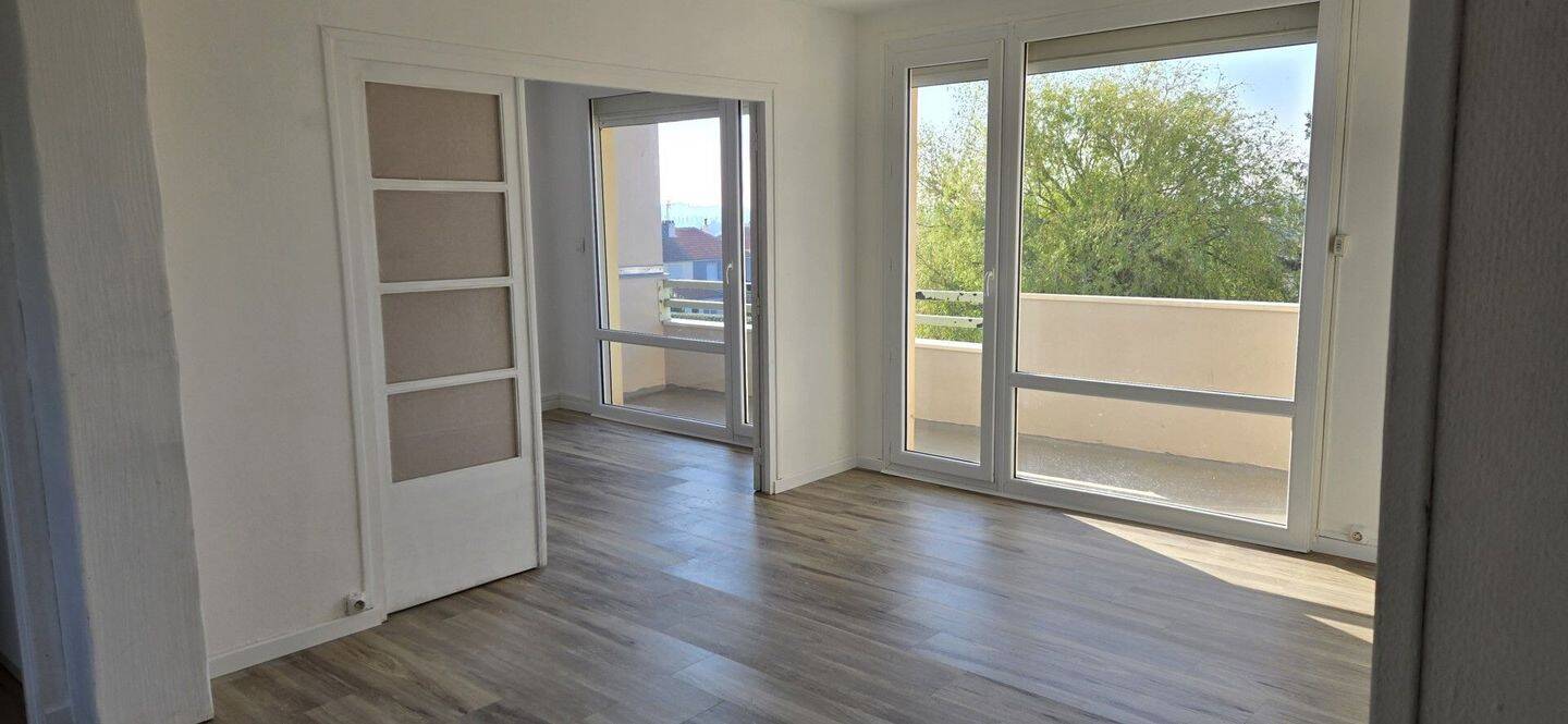 Appartement 3 pièces 53 m² · à Saint-Quentin · 53 m² · 56 000 €