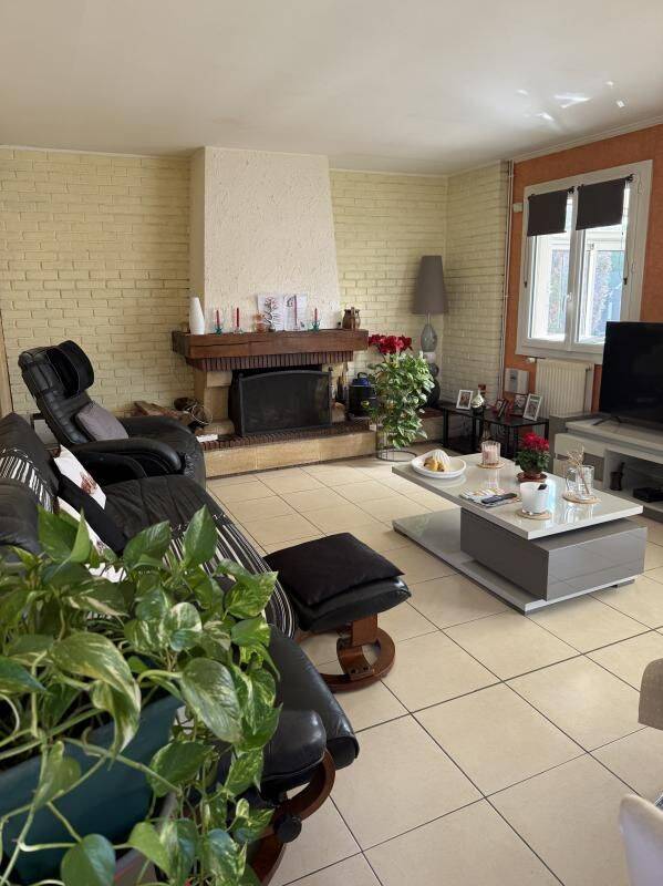Maison 4 pièces 83 m² · à Ozoir-la-Ferrière · 82,7 m² · 152 700 €