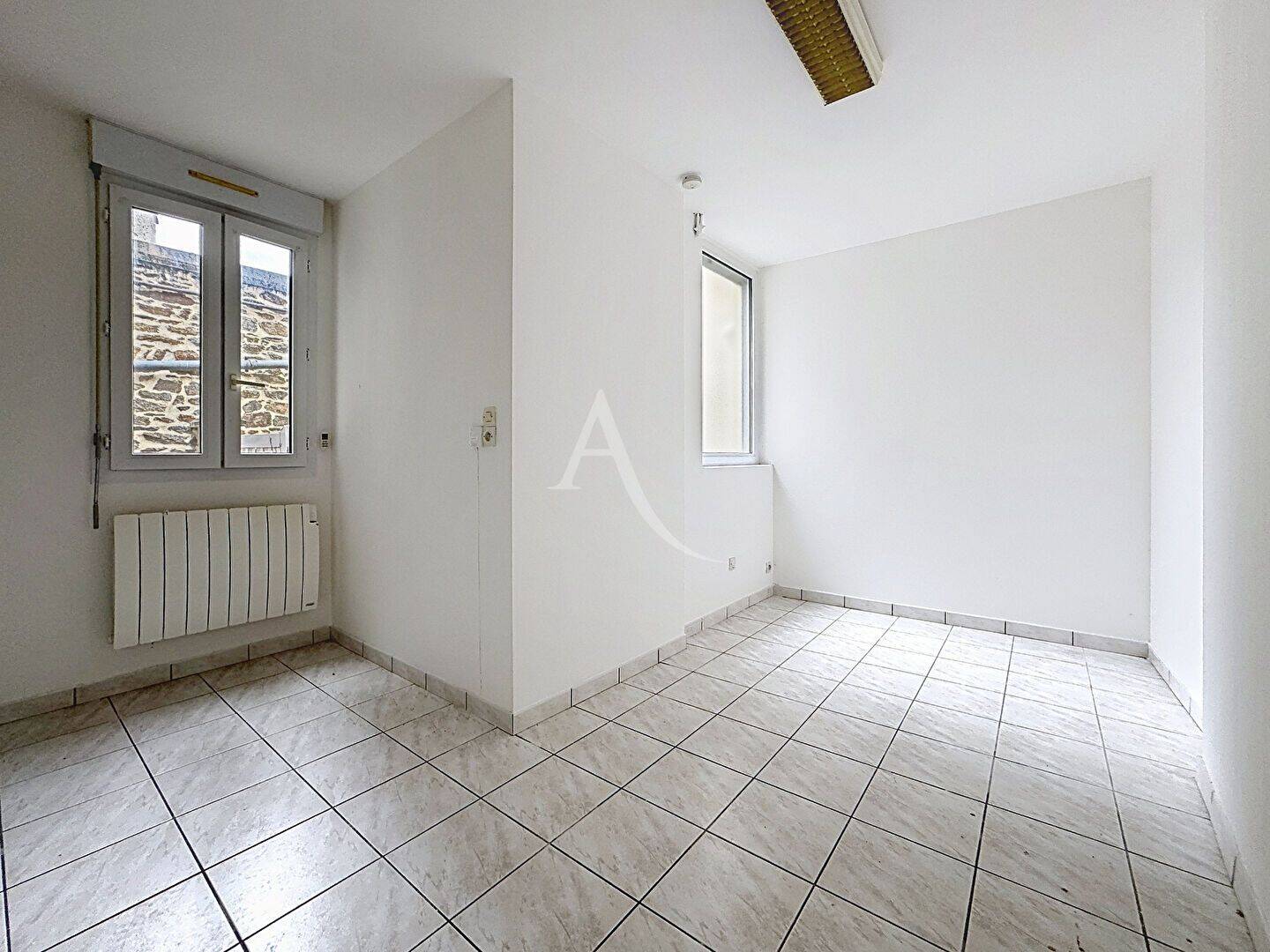 Appartement 1 pièce 17 m² · à Mayenne · 16,6 m² · 249 €/mois