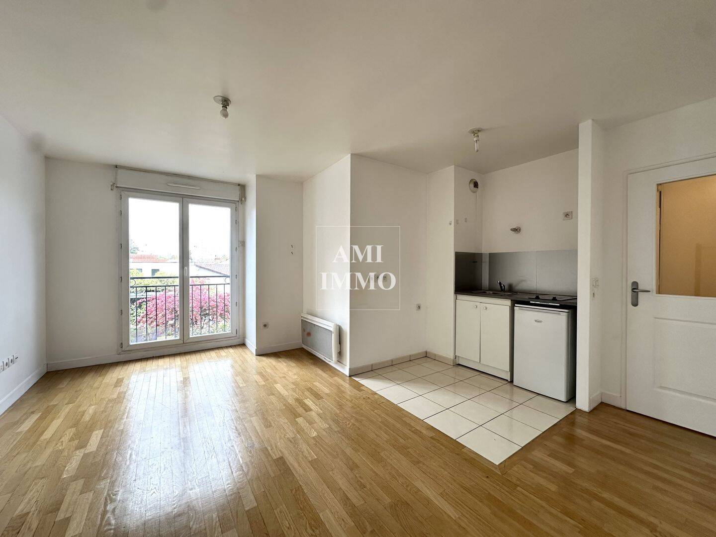Appartement 1 pièce 28 m² · à Châtillon · 28 m² · 205 000 €