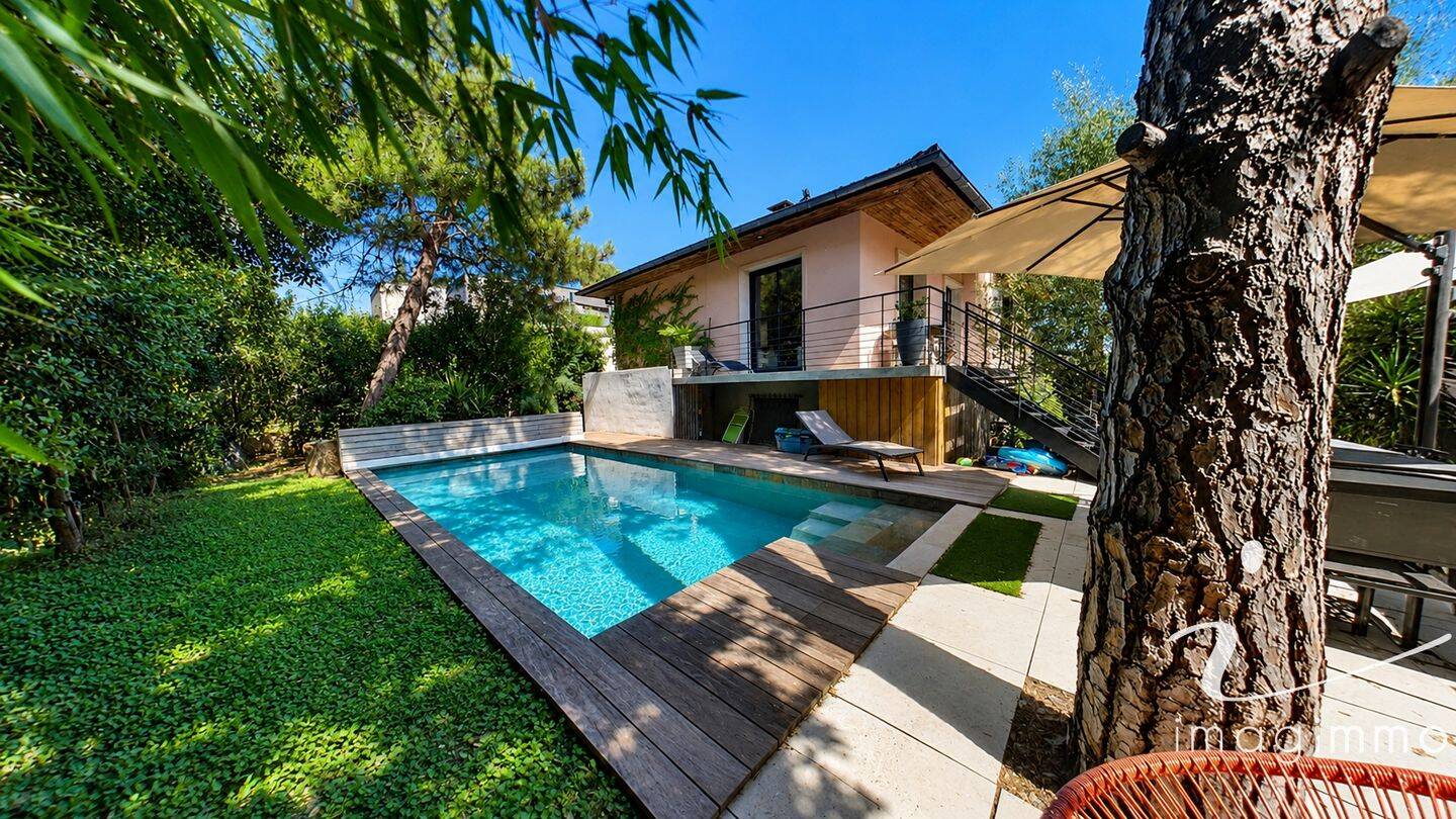 Maison 7 pièces 137 m² · à Saint-Jean-de-Védas · 137 m² · 549 000 €